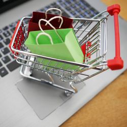 Onlineshopping (Foto: Preis_King/pixabay.com)